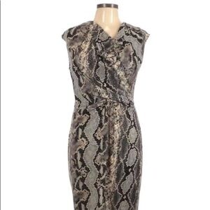ROZ & ALI size 10 snakeprint sleeveless dress in Excellent condition